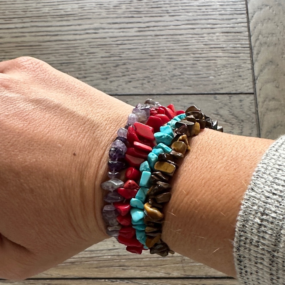 Colorful Stone Chip Bracelets Set - Picture 2 of 9